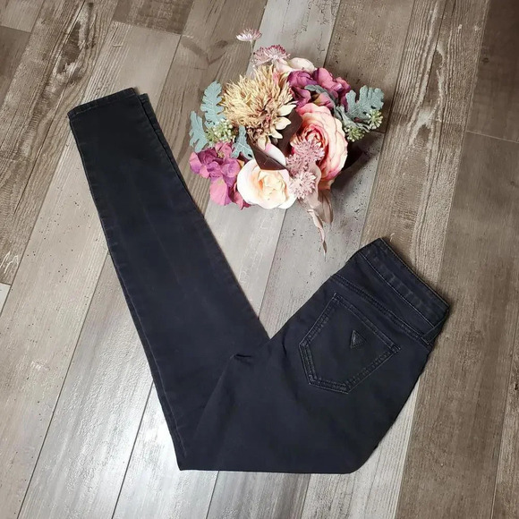 GUESS Los Angeles Power Curvy Mid Jean Size 25 Black NWOT - Picture 1 of 12